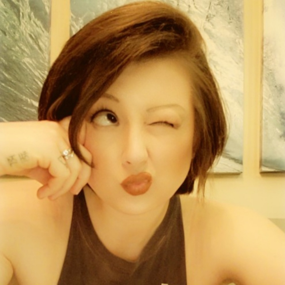 Meet your Posher, Nikole